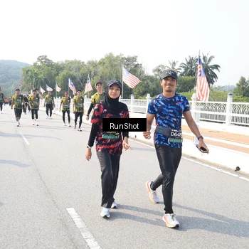 Runner Photo 6930415