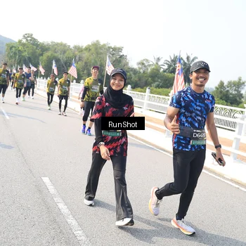 Runner Photo 6930422