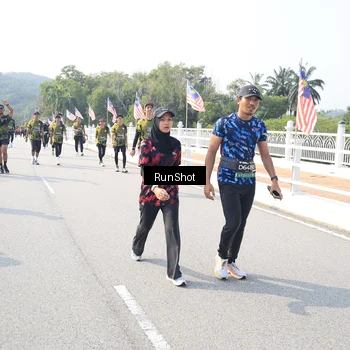 Runner Photo 6930423
