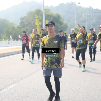 Runner Photo 6930434