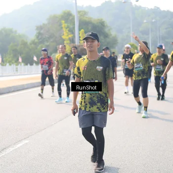 Runner Photo 6930436