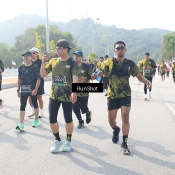 Runner Photo 6930449