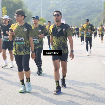 Runner Photo 6930450