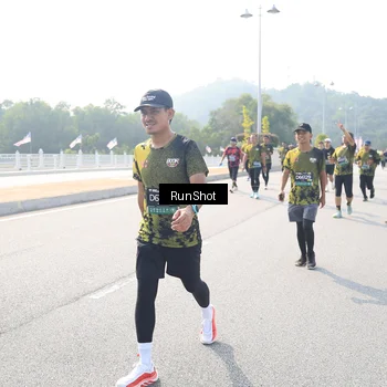 Runner Photo 6930486
