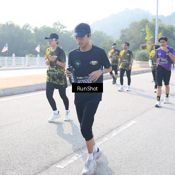 Runner Photo 6930528