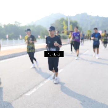 Runner Photo 6930529