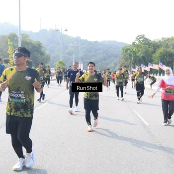 Runner Photo 6930561