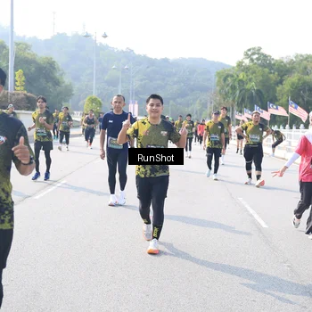 Runner Photo 6930562