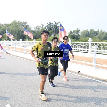Runner Photo 6930567