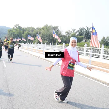 Runner Photo 6930587