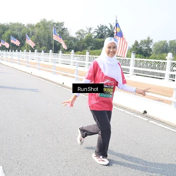 Runner Photo 6930592