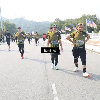 Runner Photo 6930626