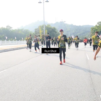 Runner Photo 6930633