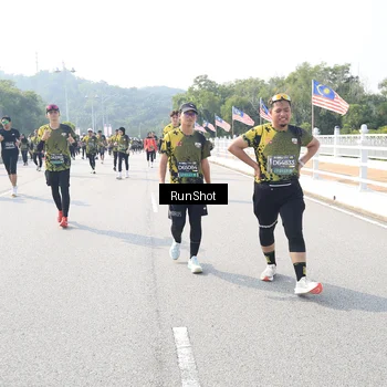 Runner Photo 6930634