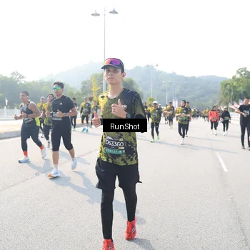 Runner Photo 6930641
