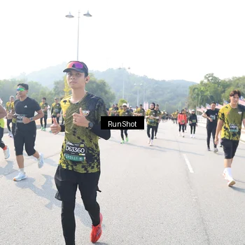 Runner Photo 6930642