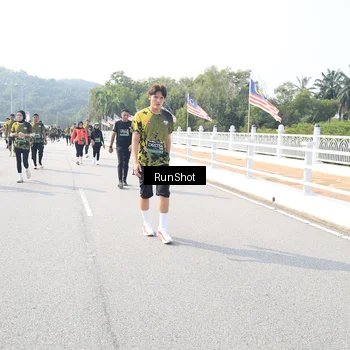 Runner Photo 6930645