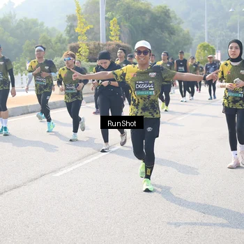 Runner Photo 6930652