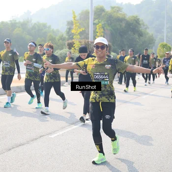Runner Photo 6930656