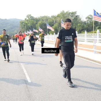 Runner Photo 6930662