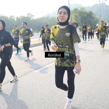 Runner Photo 6930672