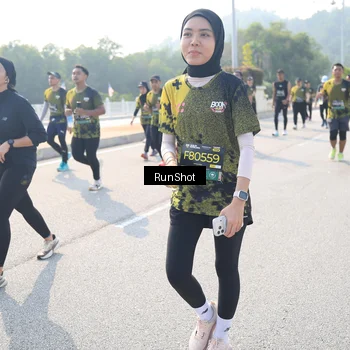 Runner Photo 6930676