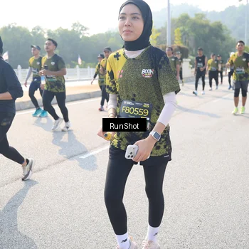 Runner Photo 6930677