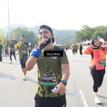 Runner Photo 6930686