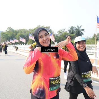 Runner Photo 6930697
