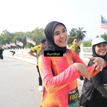 Runner Photo 6930698
