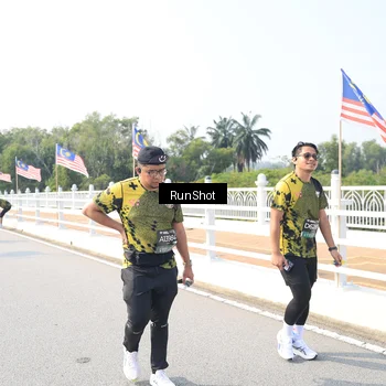 Runner Photo 6930701