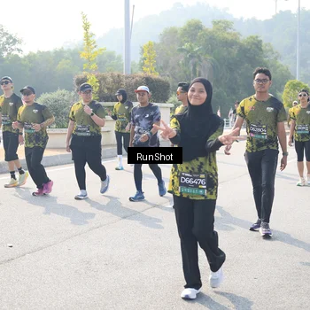 Runner Photo 6930706