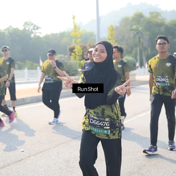 Runner Photo 6930713