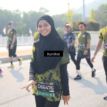 Runner Photo 6930716