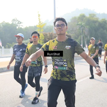 Runner Photo 6930722
