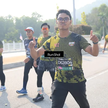 Runner Photo 6930724