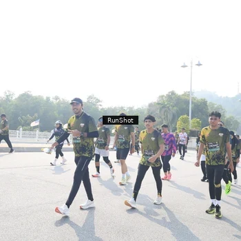 Runner Photo 6930894