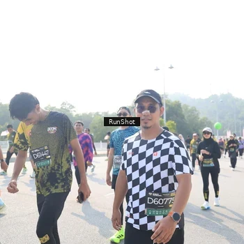 Runner Photo 6930898