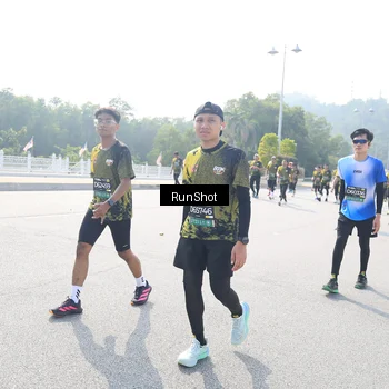 Runner Photo 6930952