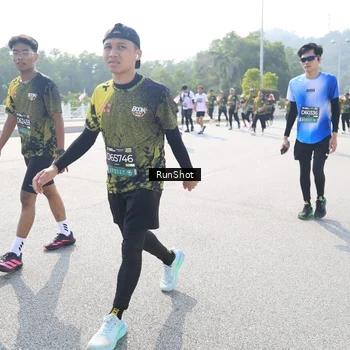 Runner Photo 6930955