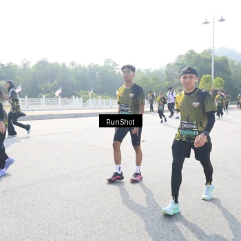 Runner Photo 6930960