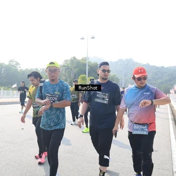 Runner Photo 6930962
