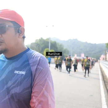 Runner Photo 6930971