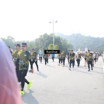 Runner Photo 6930976