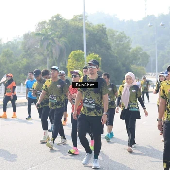 Runner Photo 6930987