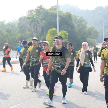 Runner Photo 6930993