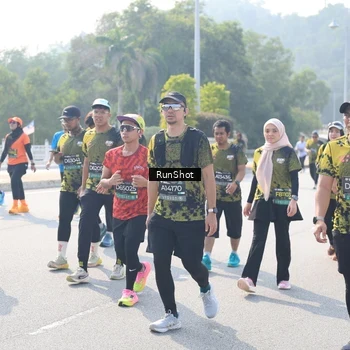 Runner Photo 6930994