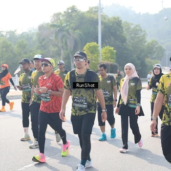 Runner Photo 6930996