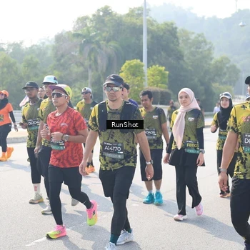 Runner Photo 6930999