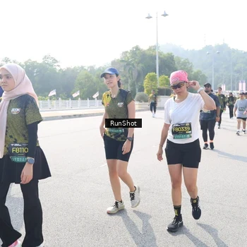 Runner Photo 6931024